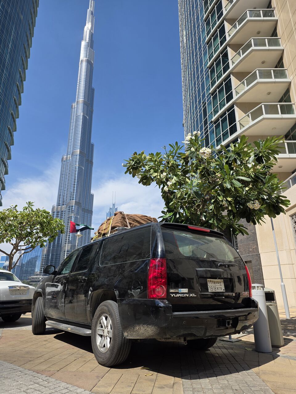 Riyadh, Vehicles, Cars & Trucks , SAR 35000,  Gmc Yukon XL,  2011,  Automatic,  460000 KM,  I Would Like To Sell My