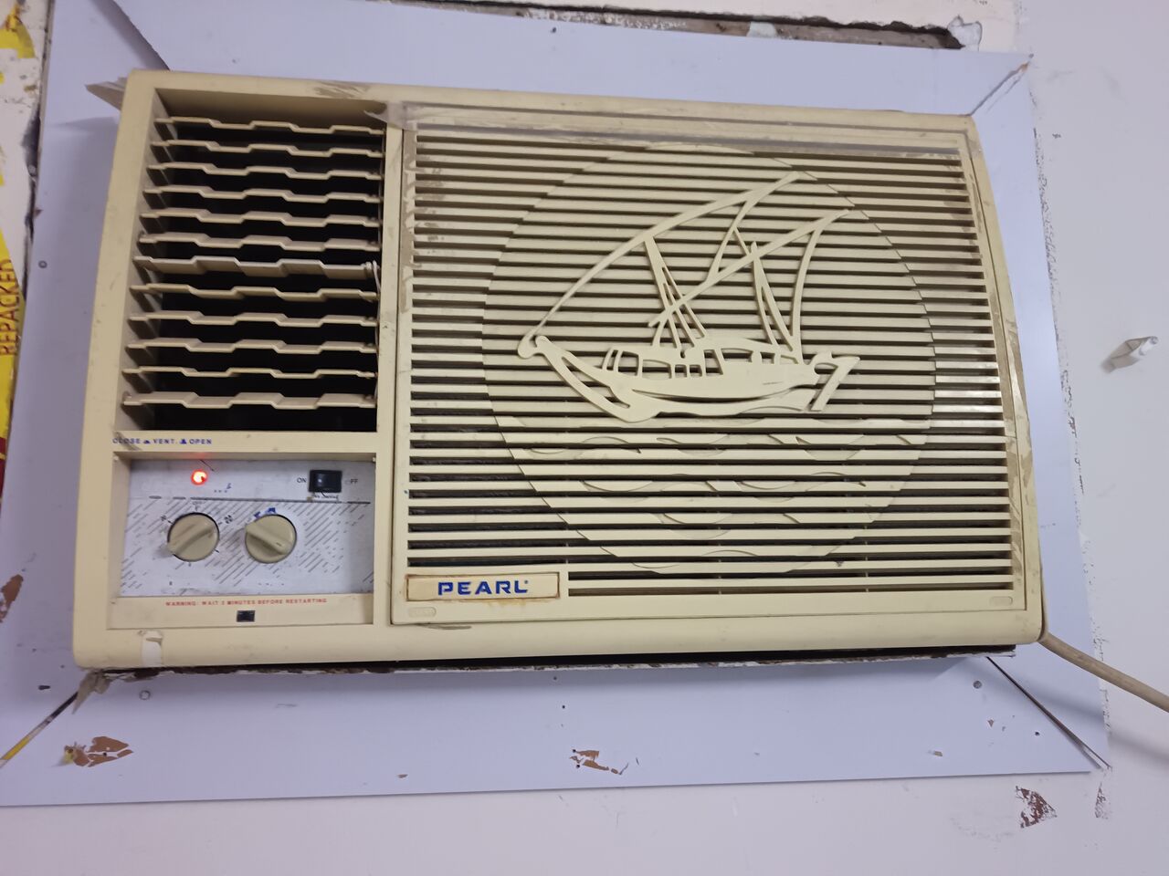 Muharraq, Air Conditioners, BHD 290,  Pearl Airconditoner  2 Ton AC - 2nos - 50bd Each 1.5 Ton AC - 1nos - 40bd LG Washing Machi