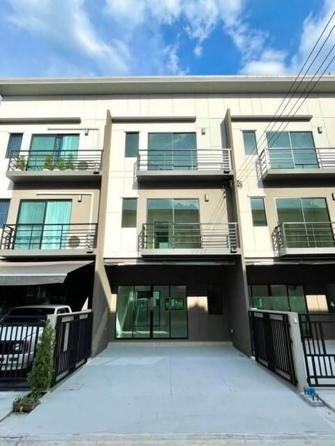 Bangkok, Villas, THB 29000,  18 Sq. Feet,  Townhome For Rent, 3 Floors, 18 Sq M, Baan Klang Muang. Phahon-Ramintra, Near Big C