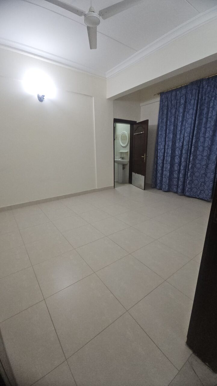 Hoora, Apartments, Flats, Houses & Villas, BHD 180/month,  2 BR,  2 Bedroom Semi Furnished Flat For Rent Ewa Under Owner Name