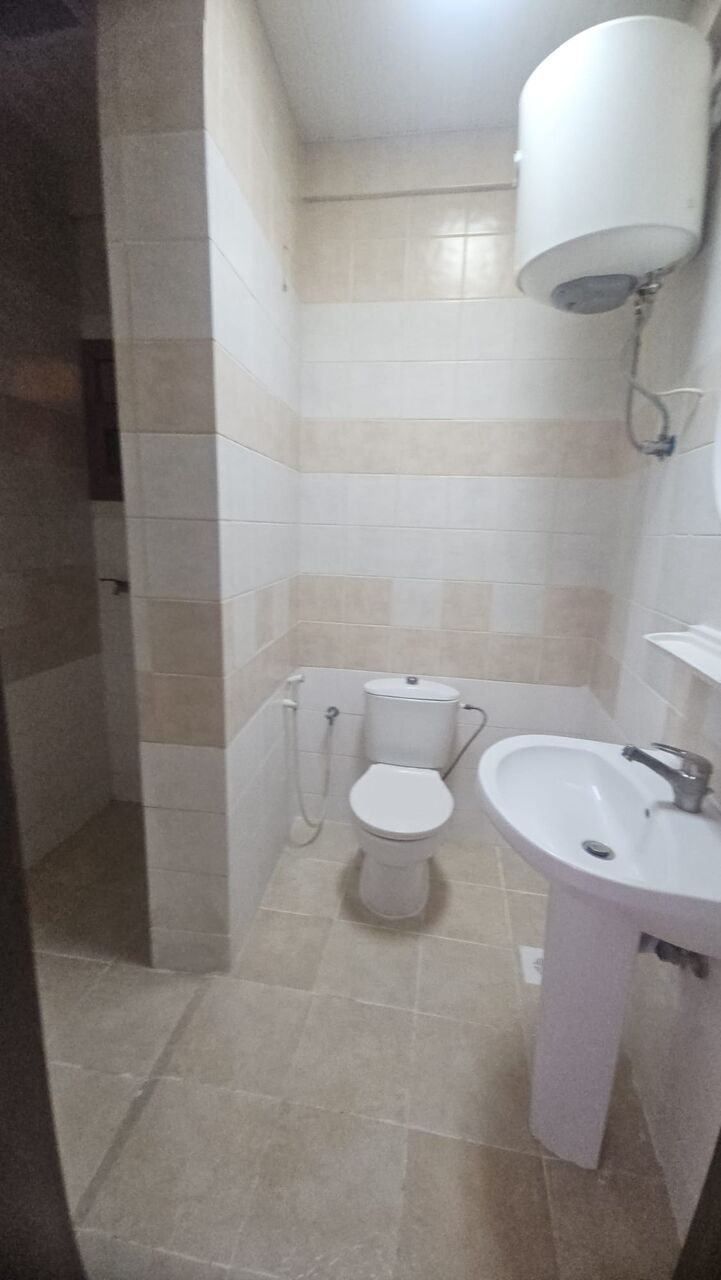 Hoora, Apartments, Flats, Houses & Villas, BHD 180/month,  2 BR,  2 Bedroom Semi Furnished Flat For Rent Ewa Under Owner Name