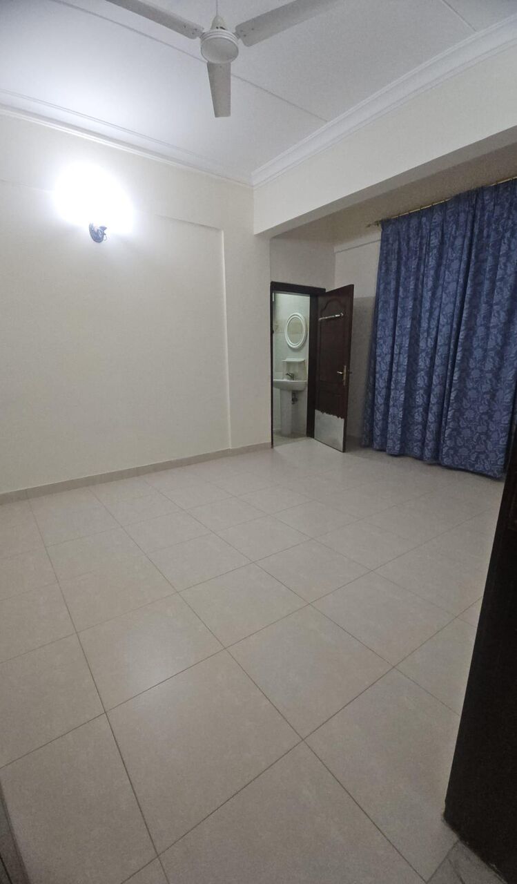 Hoora, Apartments, Flats, Houses & Villas, BHD 180/month,  2 BR,  2 Bedroom Semi Furnished Flat For Rent Ewa Under Owner Name