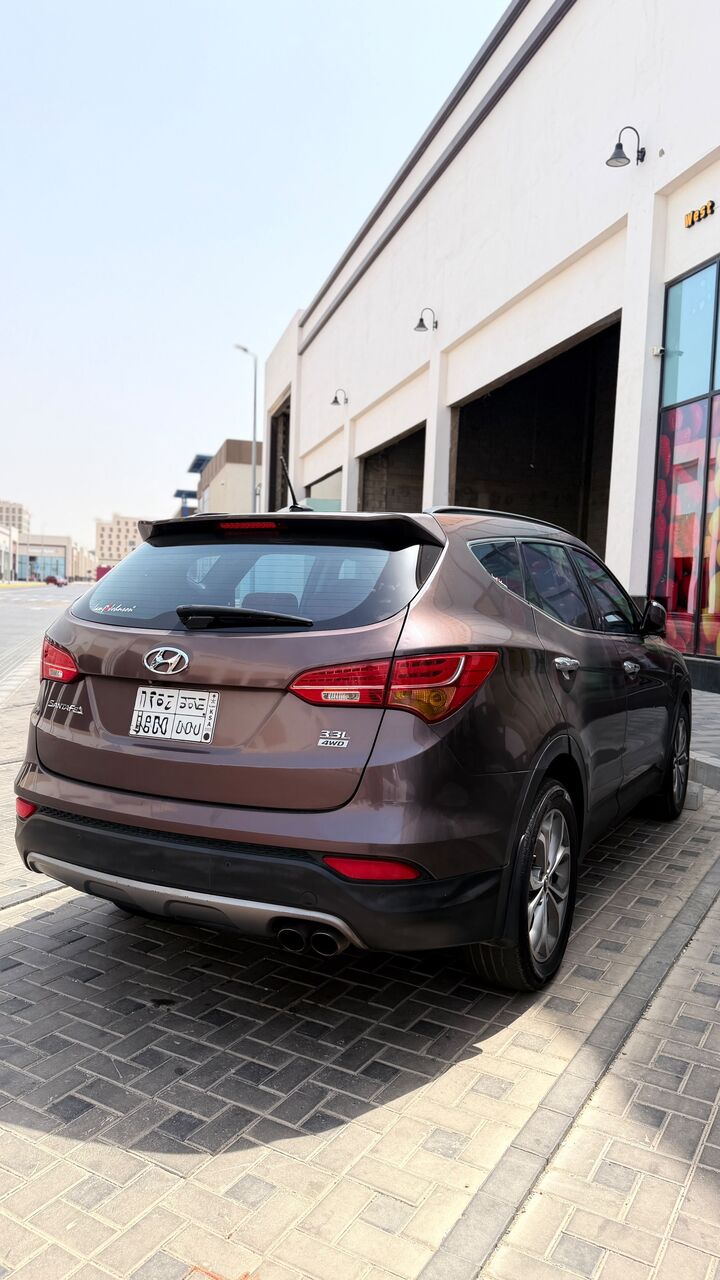 Jeddah, Vehicles, Cars & Trucks , SAR 33500,  Hyundai Santafe,  2014,  Automatic,  246000 KM,  Hyundai Santa Fe  Full Option 246000km Only For Sale