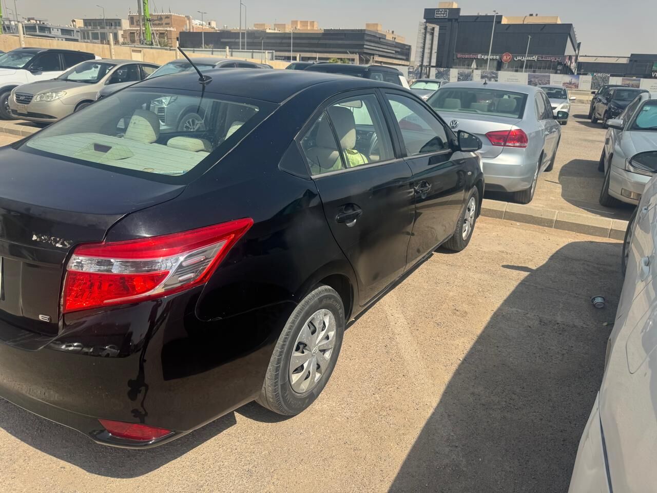 Riyadh, Vehicles, Cars & Trucks , SAR 28000,  Toyota Yaris,  2016,  Automatic,  400000 KM,   For Sale-