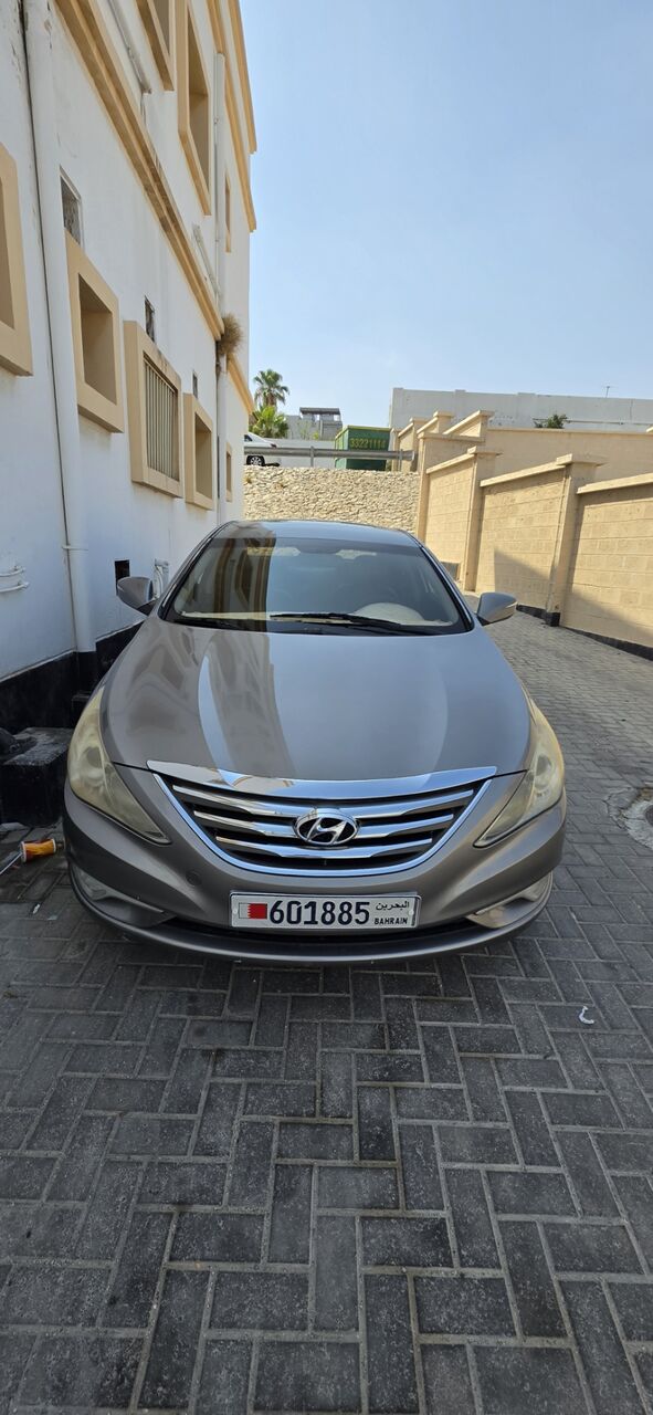 East Riffa, Vehicles, Cars & Trucks , BHD 2100,  Hyundai Sonata,  2014,  Automatic,  123000 KM,  Car For Sale