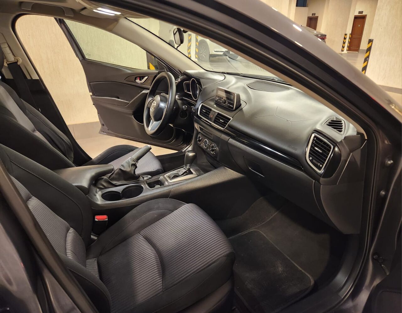 Jeddah, Vehicles, Cars & Trucks , 28500,  Mazda 3,  2016,  Automatic,  260000 KM,
