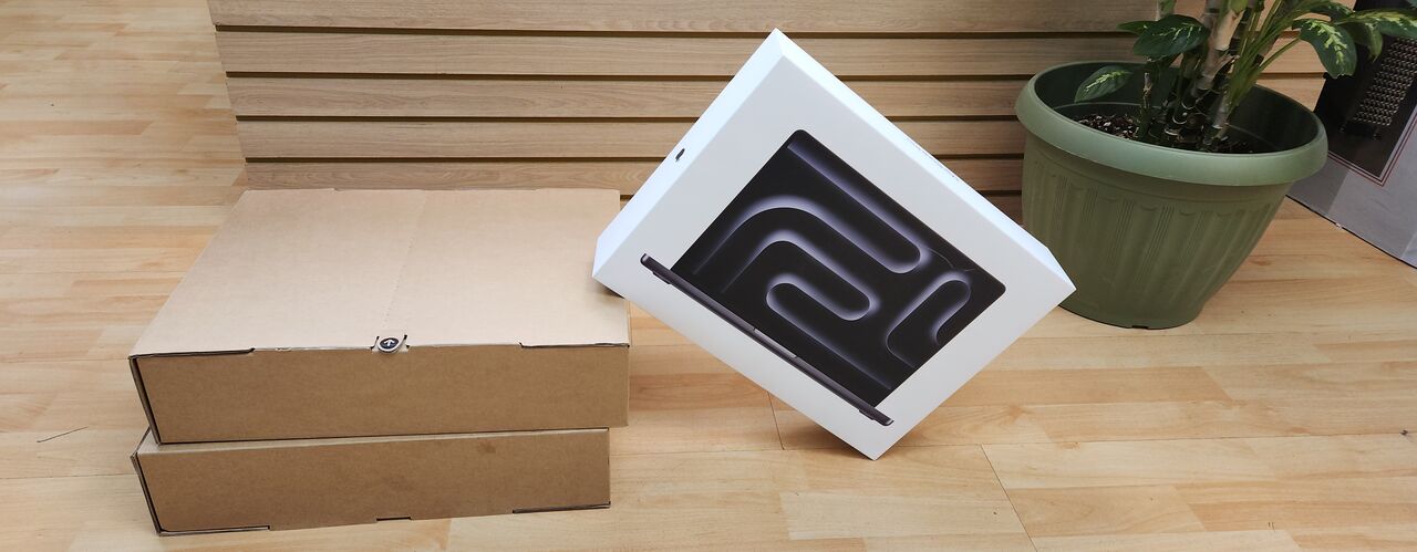 Riyadh, Computers, SAR 8999,  MacBook Pro M5 14 Inch CPU 10 Core 24GB 1TB New Box Pack