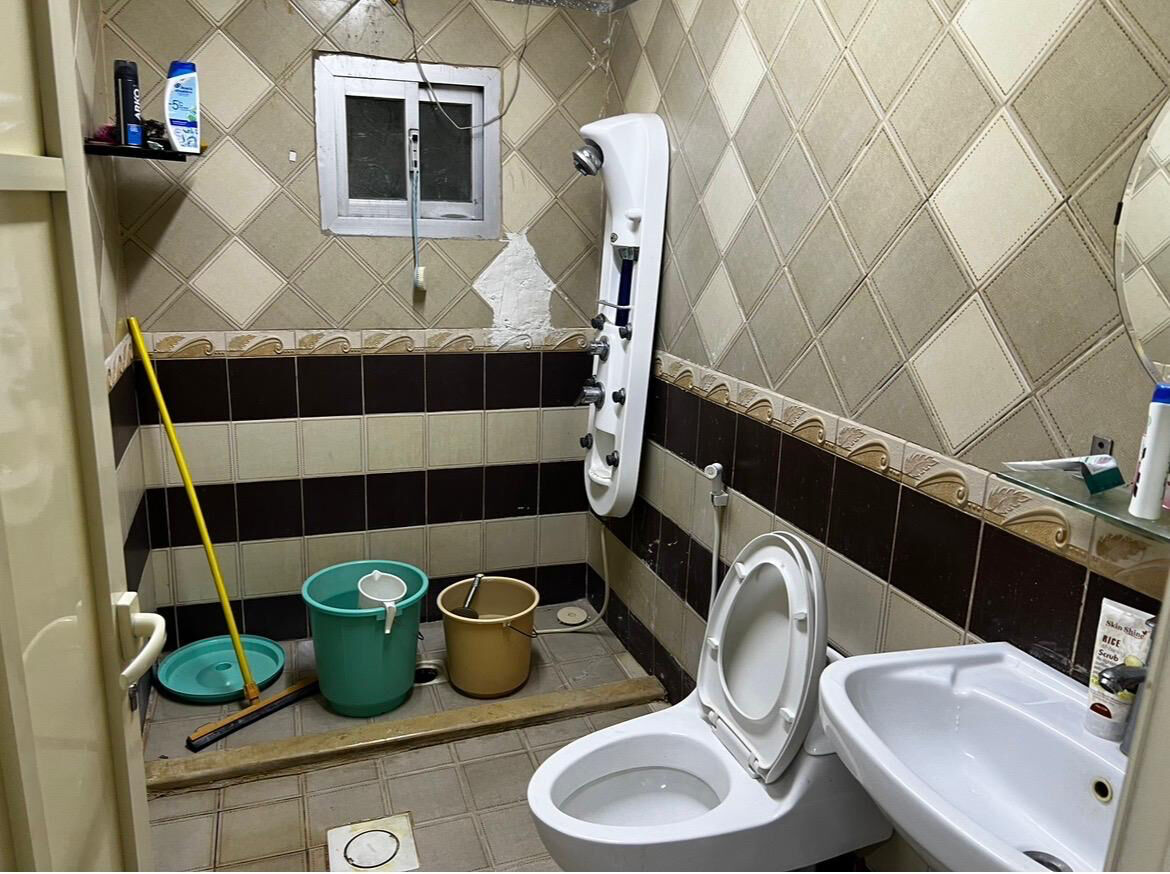 Thuqbah, Rooms for Rent, SAR 800/month,  Furnished Room Available For Muslim Bachelor &ndash; Tuqbah 10th Street