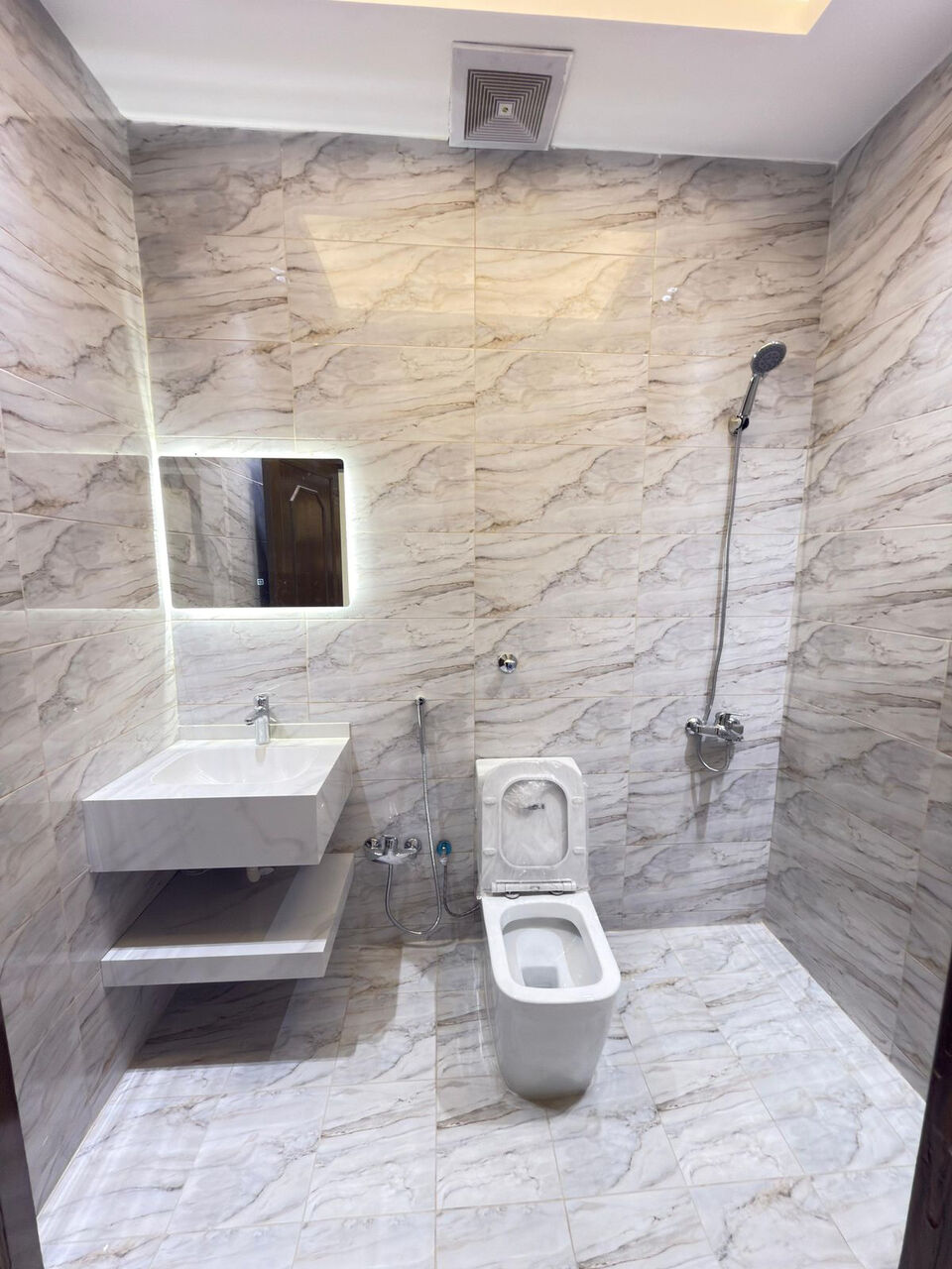 Al Malaz, Bedspace For Rent, SAR 1000/month,  Male Professional Staff Accommodation Available &ndash; Al Malaz, Jarir Street, Riyadh