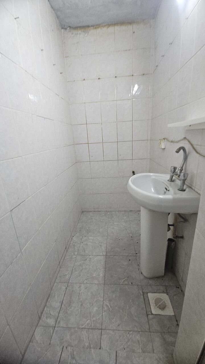 Hoora, Apartments, Flats, Houses & Villas, BHD 170/month,  1 BR,  1 Bedroom Semi Furnished Flat For Rent With Ewa Unlimited