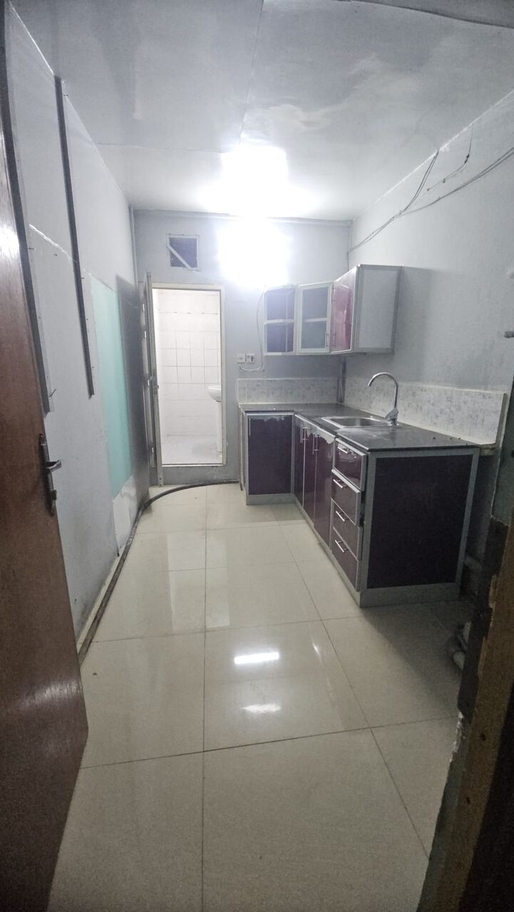 Hoora, Apartments, Flats, Houses & Villas, BHD 170/month,  1 BR,  1 Bedroom Semi Furnished Flat For Rent With Ewa Unlimited