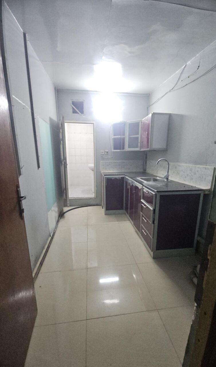 Hoora, Apartments, Flats, Houses & Villas, BHD 170/month,  1 BR,  1 Bedroom Semi Furnished Flat For Rent With Ewa Unlimited