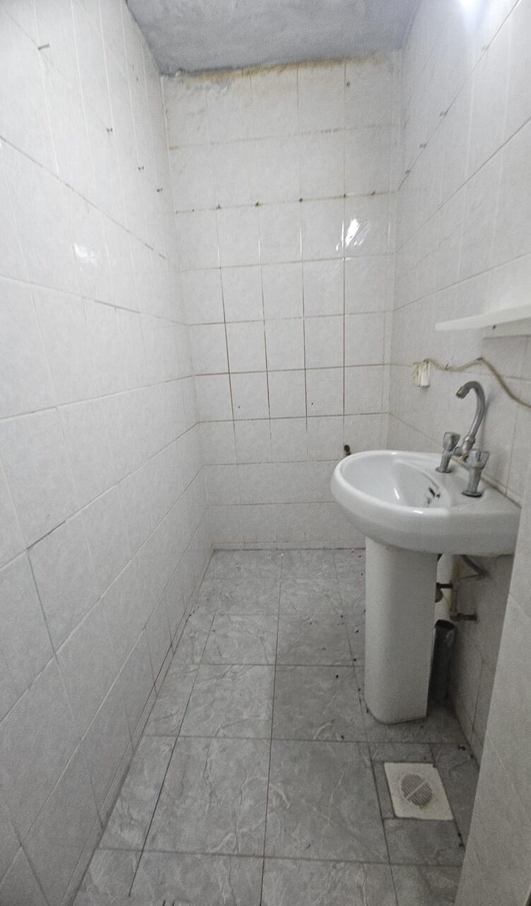 Hoora, Apartments, Flats, Houses & Villas, BHD 170/month,  1 BR,  1 Bedroom Semi Furnished Flat For Rent With Ewa Unlimited