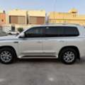 SAR 125,  Toyota Land Cruiser,  2016,  Automatic,  362 KM,  Land Cruiser  V6 - Upgraded To 2021
