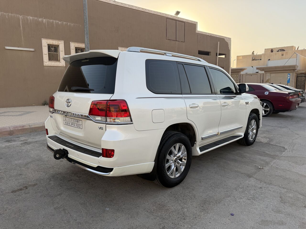 Riyadh, Vehicles, Cars & Trucks , SAR 125,  Toyota Land Cruiser,  2016,  Automatic,  362 KM,  Land Cruiser  V6 - Upgraded To 2021