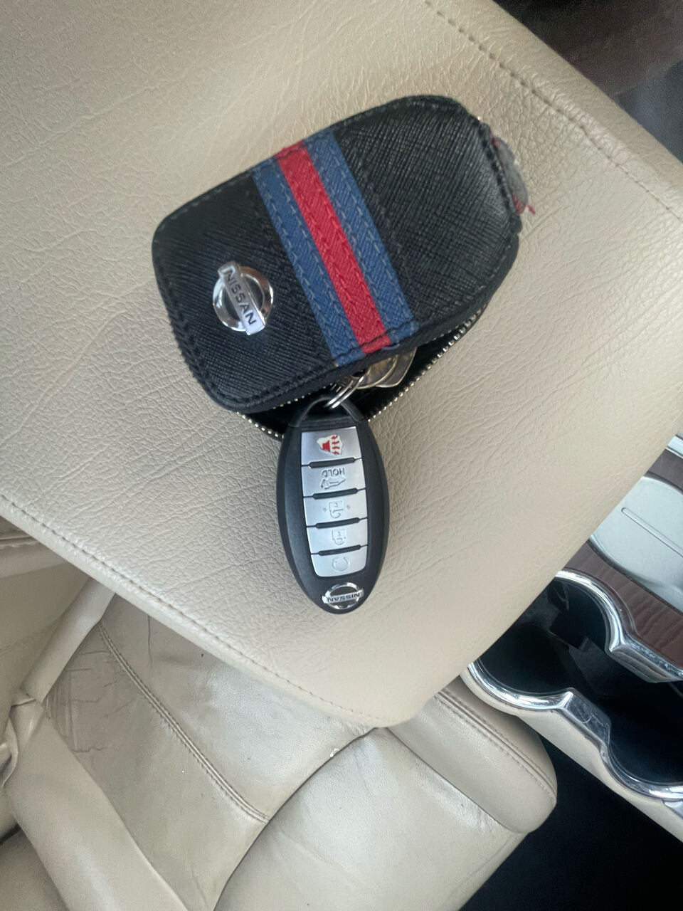 Riyadh, Vehicles, Cars & Trucks , SAR 95000,  Nissan Pathfinder,  2019,  Automatic,  194000 KM,    Doctor Driven First Owner