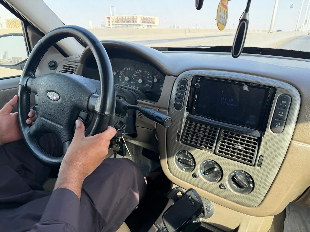 Riyadh, Vehicles, Cars & Trucks , SAR 12000,  🚙 Ford Explorer 2005 Automatic – For Sale,  2005,  Automatic,  0000000 KM,