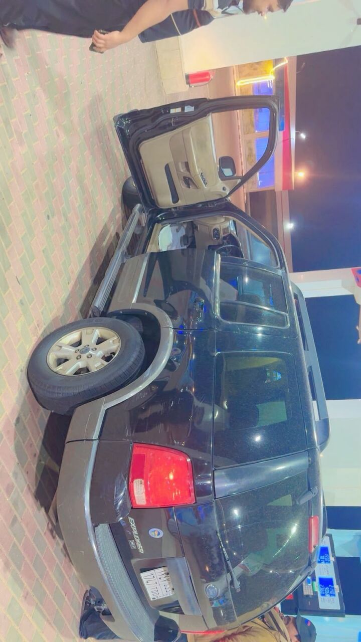 Riyadh, Vehicles, Cars & Trucks , SAR 12000,  🚙 Ford Explorer 2005 Automatic – For Sale,  2005,  Automatic,  0000000 KM,