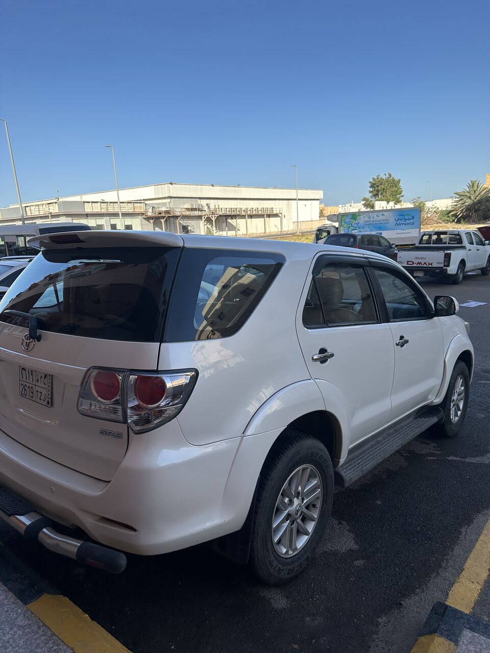 Yanbu, Vehicles, Cars & Trucks , SAR 58000,  Toyota Fortuner,  2015,  Automatic,  203001 KM,    Negotiable Call After 5 Pm Only