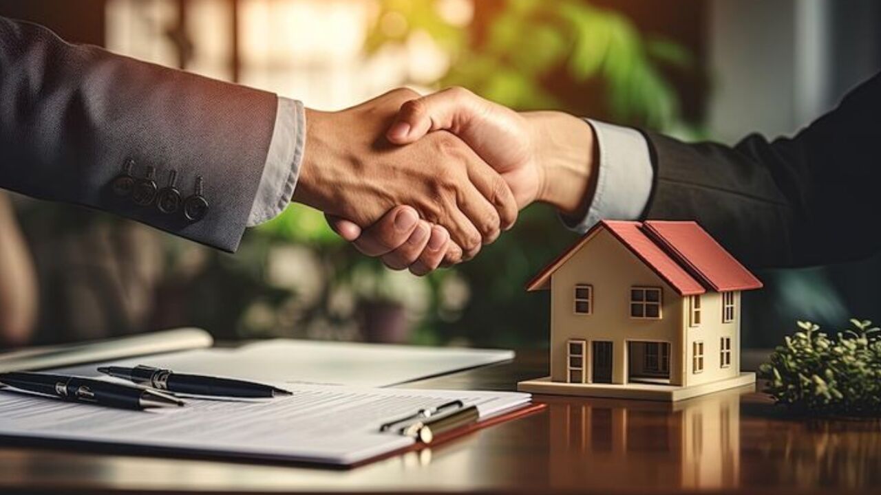 Toronto, Apartments, Flats, Houses & Villas, 7 Sq. Meter,  Real Estate Agent Brandon: Your Trusted Guide To Buying And Selling Homes In Brandon, Mani