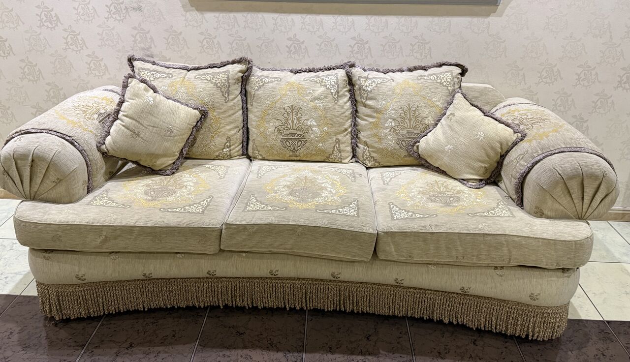 Madinah, Furniture, SAR 350,  Ten Seater Sofa With 4 Tables And 2 Single Seater Sofa For Free