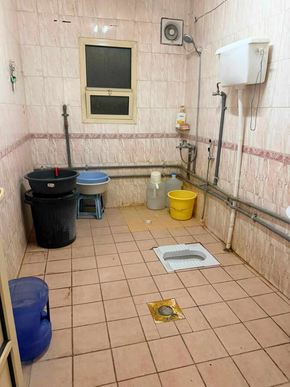 Jubail, Housing Exchanges, SAR 1400/month,  1 BR,  24 Sq. Meter,  Room For Rent In 2BHK Apartment &ndash; Al Jubail (Near KIMS Hospital)  A Semi-furnished Room Is