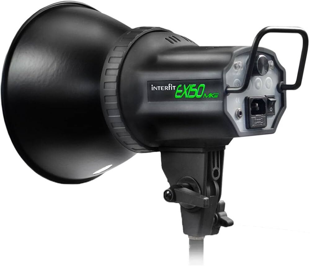 Riyadh, Photo & Video, SAR 150,  Interfit EX150MK3 Strobe Light With Tripod SAR-150