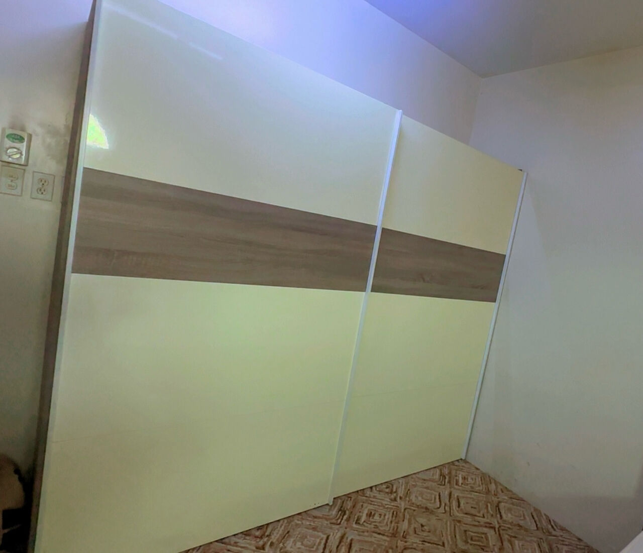 Thuqbah, Furniture, SAR 2000,  Complete Room Furniture Set For Sale - 2000
