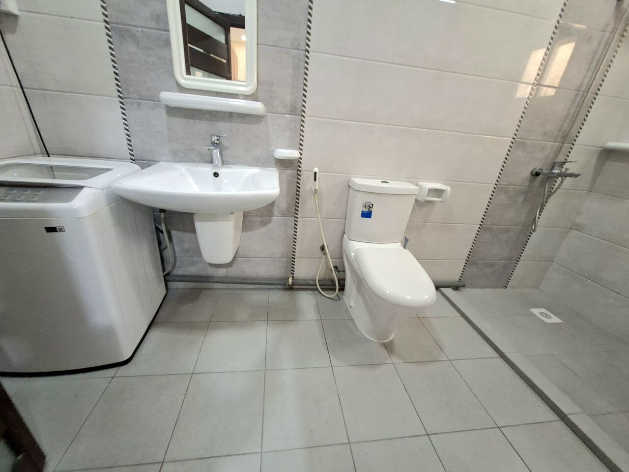 Tubli, Apartments, Flats, Houses & Villas, BHD 190/month,  Furnished,  Studio,  Fully Furnished Studio With Unlimited Ewa In Tubli,Neat & Clean Flat @ 35547951