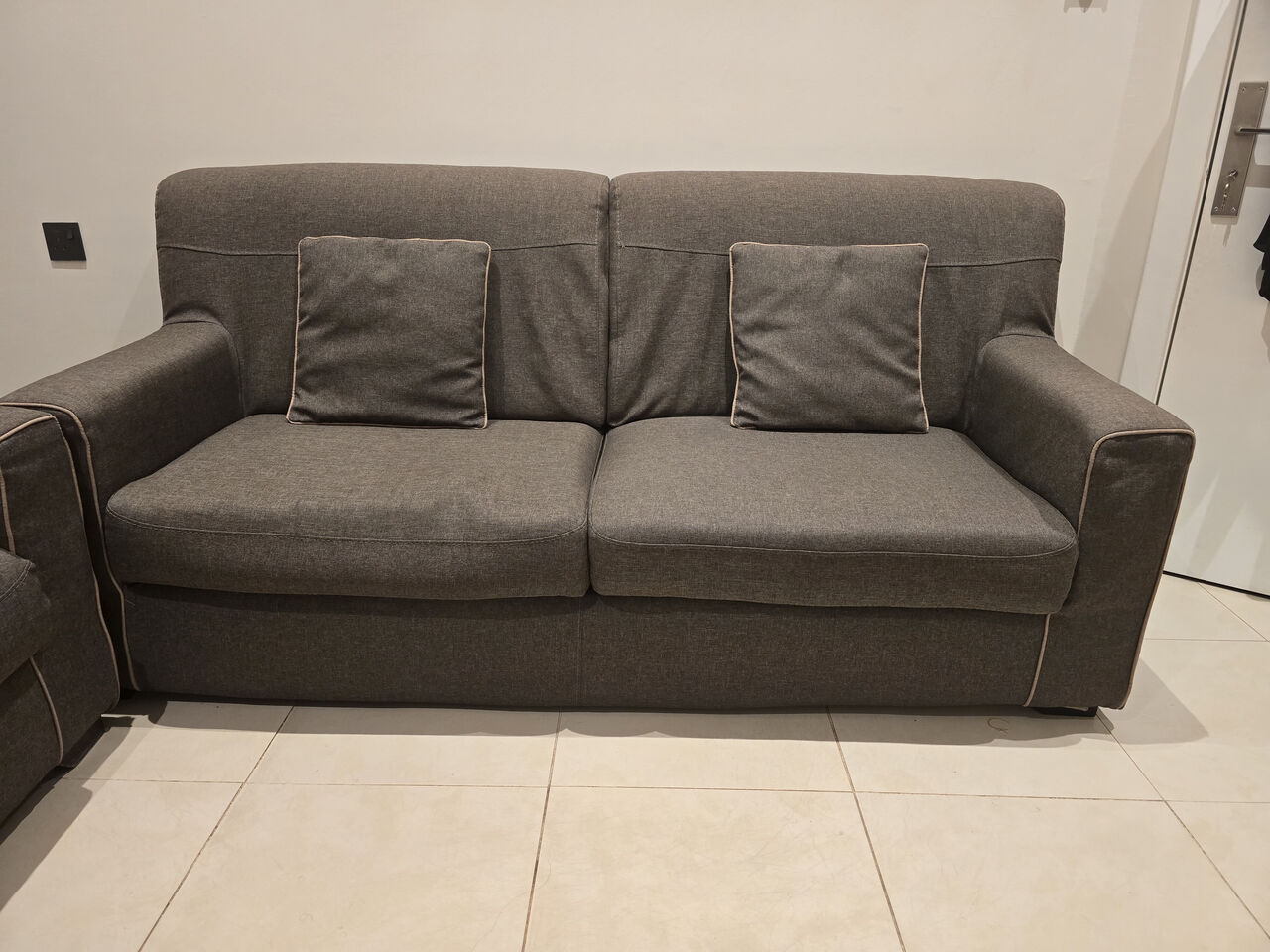 Riyadh, Furniture, SAR 1800,  Super King Bed And 6 Seater Sofa (Very Good Condition) Contact: 0539122450