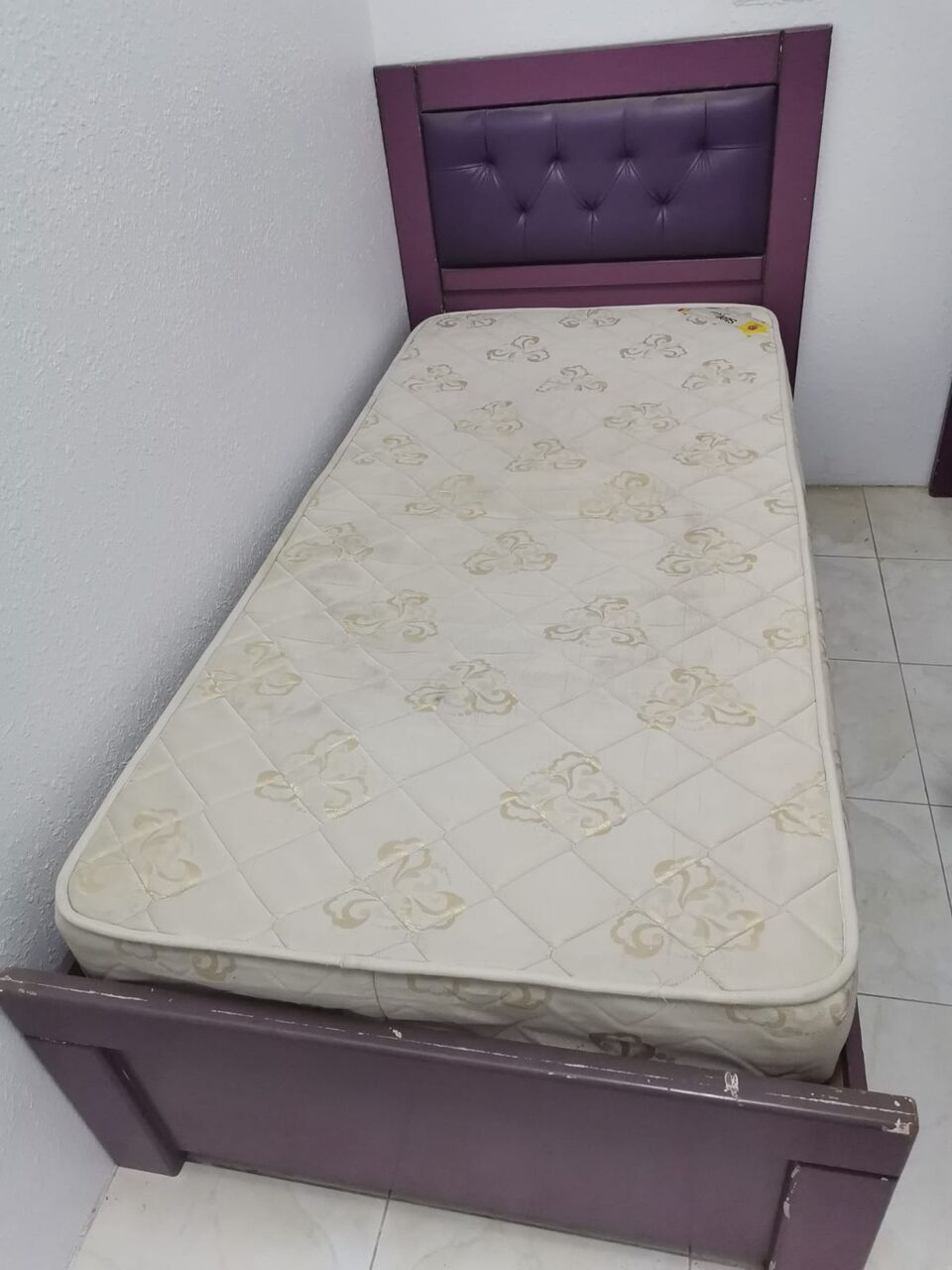 Al Nakhil, Electronics, SAR 1800,  Some Furniture And Electronic Appliances For Sale.