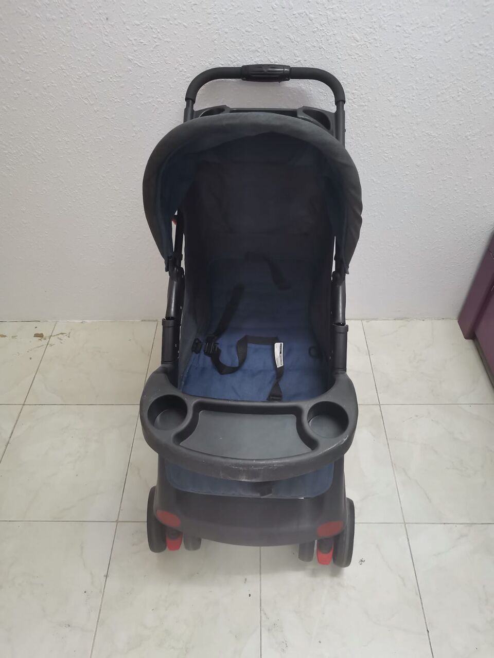Al Nakhil, Electronics, SAR 1800,  Some Furniture And Electronic Appliances For Sale.
