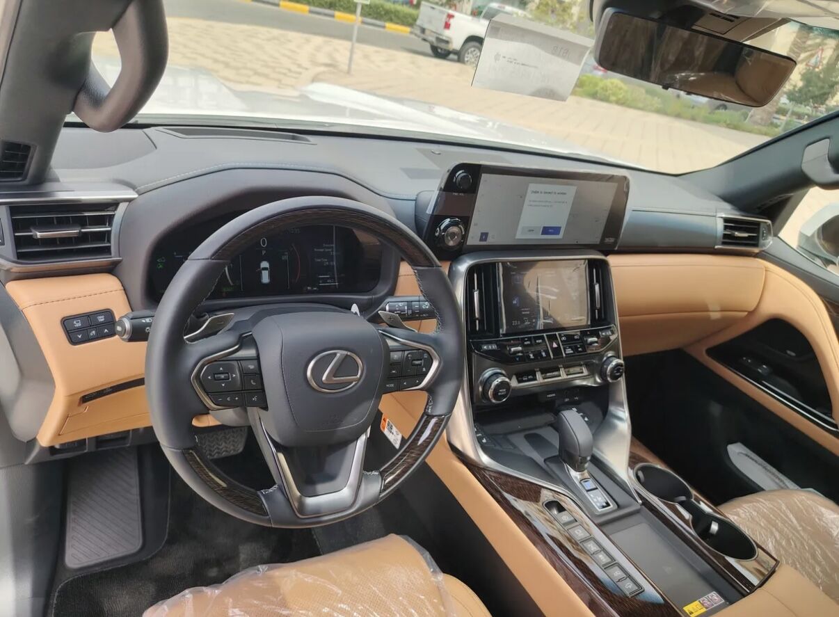 Jeddah, Vehicles, Cars & Trucks , SAR 545000,  Lexus LX 700h,  2026,  Automatic,  1445 KM,  Brand New Lexus LX700h