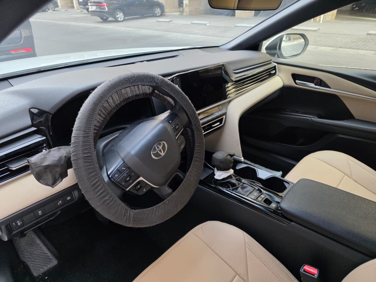 Jeddah, Vehicles, Cars & Trucks , SAR 106000,  Toyota Camry LE Hybrid,  2025,  Automatic,  61 KM,  Toyota Camry  LE Hybrid For Sale - Like New Condition