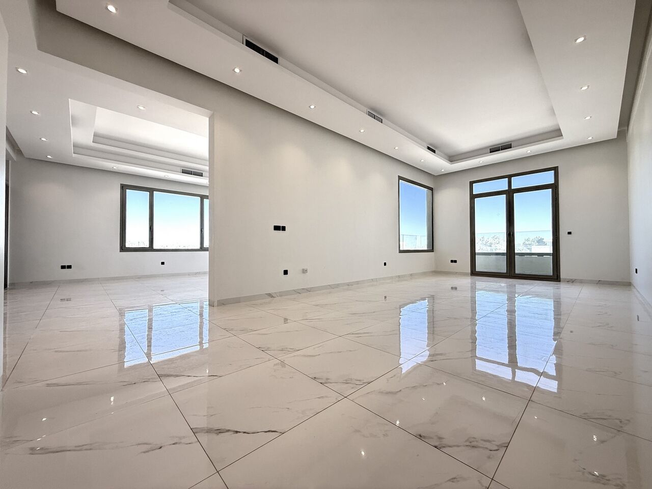 Salwa, Apartments, Flats, Houses & Villas, KWD 1150/month,  4 BR,  Salwa - Beautiful, Big 4 Master Bedroom Floor W/balcony