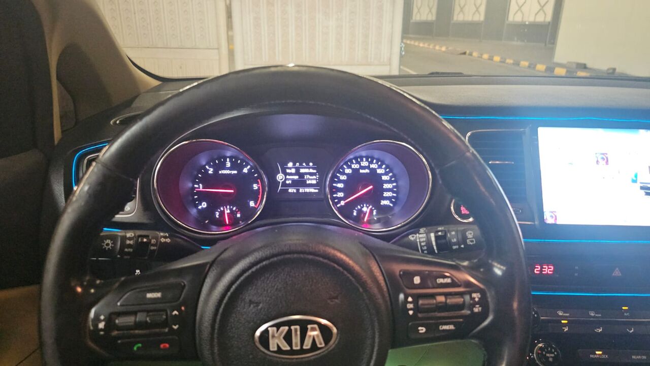 Madinah, Vehicles, Cars & Trucks , SAR 54000,  Kia Carnival,  2018,  Automatic,  217500 KM,  #   Diesel &ndash; Excellent Condition | 8-Seater | Korea Import | Family Used