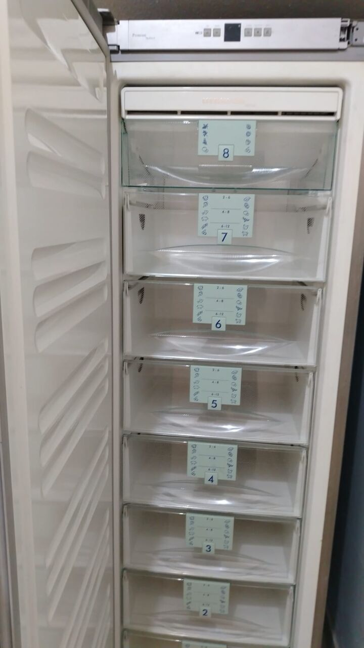 Riyadh, Appliances, SAR 400,  Fridge And Freezer (TWO Door)