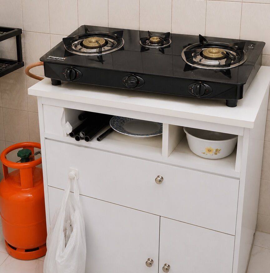 Al Wizarat, Appliances, SAR 1200,  Fridge, Window A/C, Gas Cylinder & Stove, Bed With Mattress