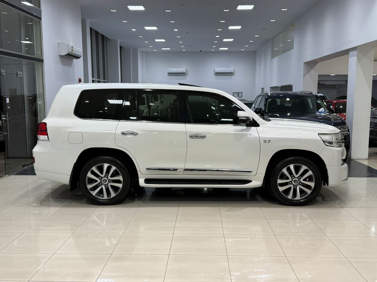 Manama, Vehicles, Cars & Trucks , BHD 17950,  Toyota Land Cruiser VX-S,  2016,  Automatic,  214500 KM,    (White)