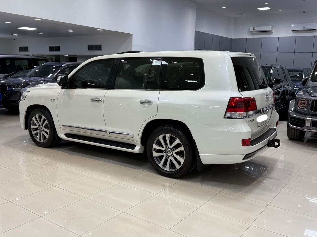 Manama, Vehicles, Cars & Trucks , BHD 17950,  Toyota Land Cruiser VX-S,  2016,  Automatic,  214500 KM,    (White)