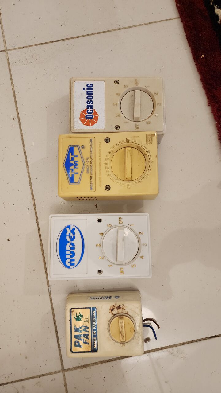 Mushrefah, Furniture, SAR 180,  Fans For Sale Give Away Price