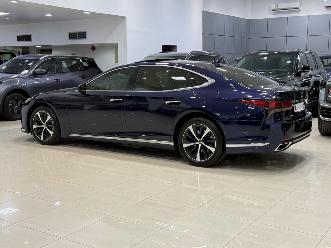 Manama, Vehicles, Cars & Trucks , BHD 31700,  Lexus LS-350,  2026,  Automatic,  600 KM,   /  (Blue)