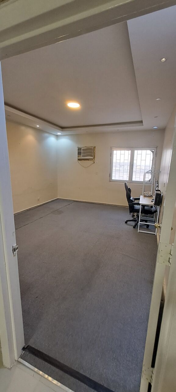 Al Iskan, Rooms for Rent, SAR 1000/month,  Executive Bachelor Room For Single Person