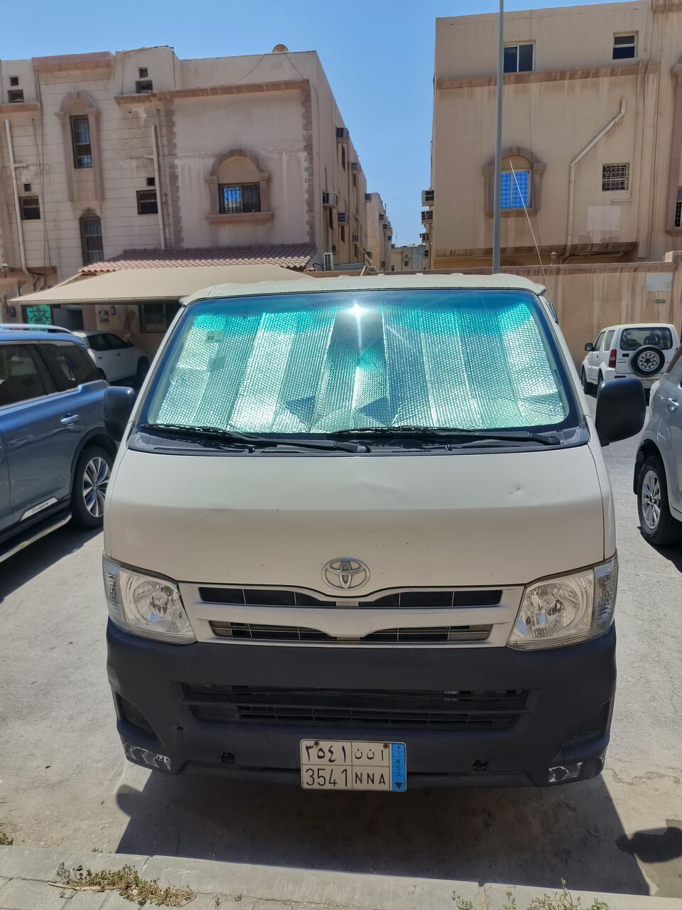 Jubail, Automotive, Toyota Hiace 13 Seater Available For Rent With Driver