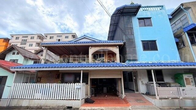 Bangkok, Real Estate For Sale, THB 5990000,  6 BR,  68 Sq. Feet,  House With Apartment In Navanakorn Industrial Estate, Thai Thani 12