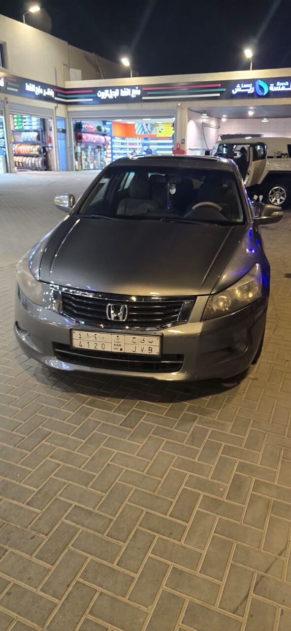 Riyadh, Vehicles, Cars & Trucks , SAR 23500,  Honda Accord,  2010,  Automatic,  450000 KM,    For Sale