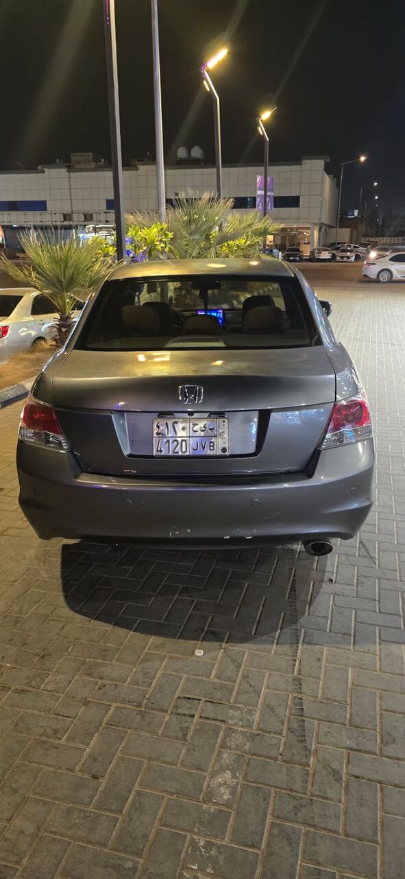 Riyadh, Vehicles, Cars & Trucks , SAR 23500,  Honda Accord,  2010,  Automatic,  450000 KM,    For Sale