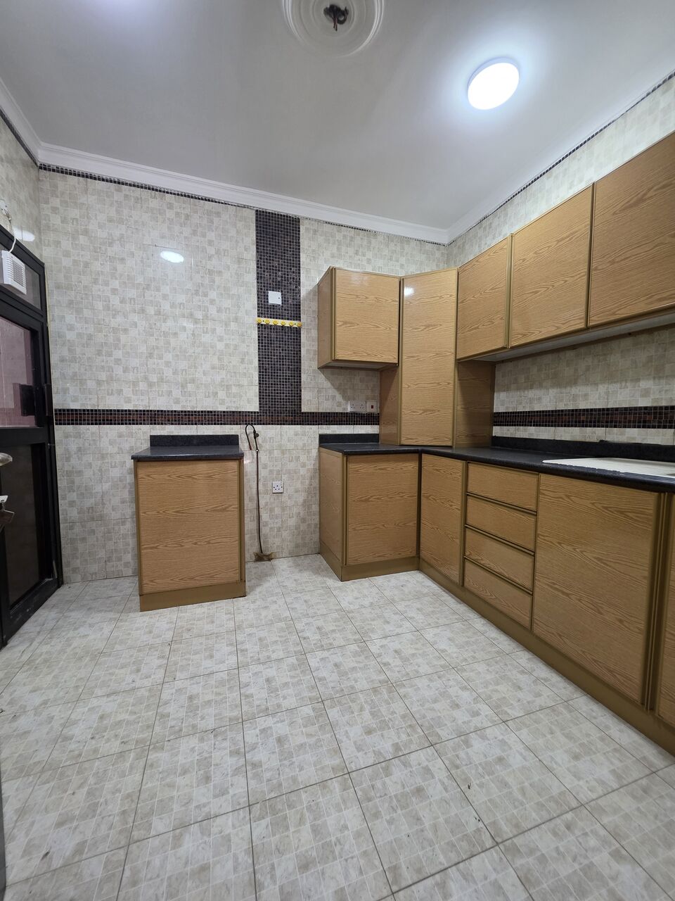 Sanad, Apartments, Flats, Houses & Villas, BHD 240/month,  3 BR,  +ATHROOM Hall Kitchen Without Electricity Car Parking