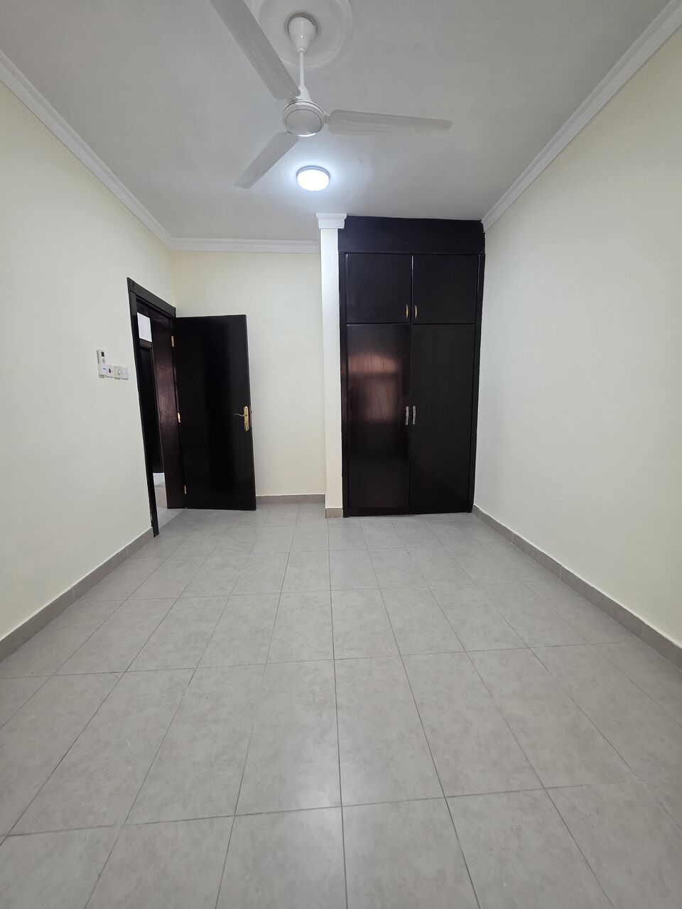 Sanad, Apartments, Flats, Houses & Villas, BHD 240/month,  3 BR,  +ATHROOM Hall Kitchen Without Electricity Car Parking