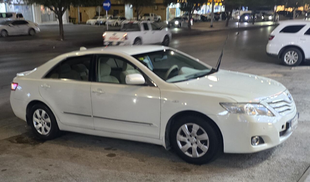Riyadh, Vehicles, Cars & Trucks , SAR 25000,  Toyota Camry GL,  2011,  404800 KM,